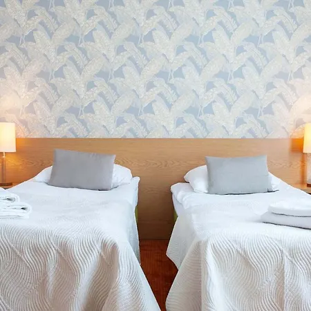 לינה וארוחת בוקר Kapitol