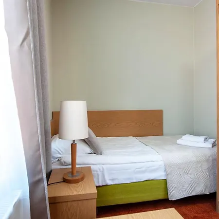 לינה וארוחת בוקר Kapitol